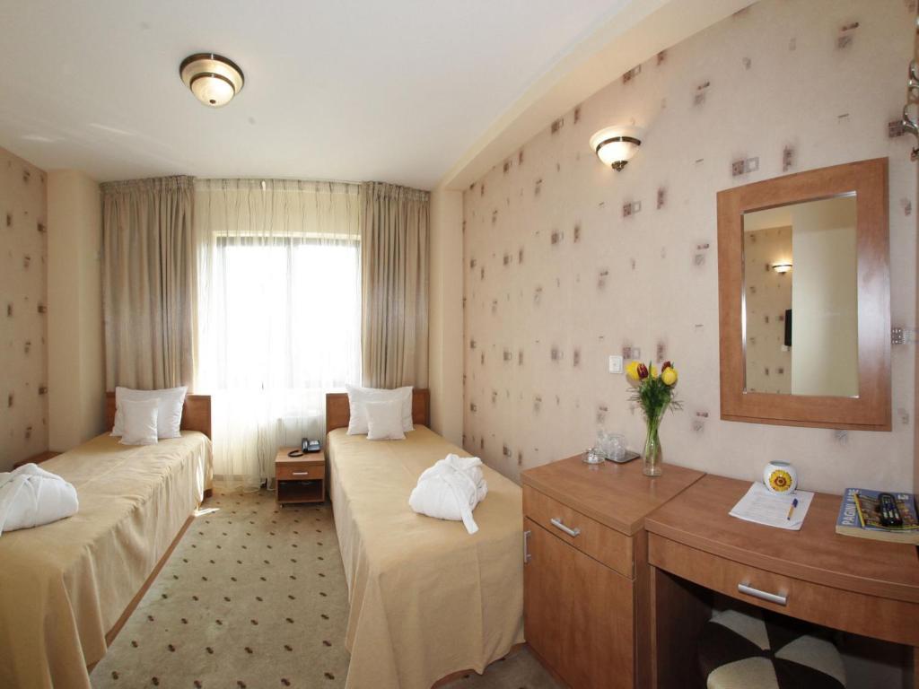 Hotel Oscar Cluj-Napoca Zimmer foto