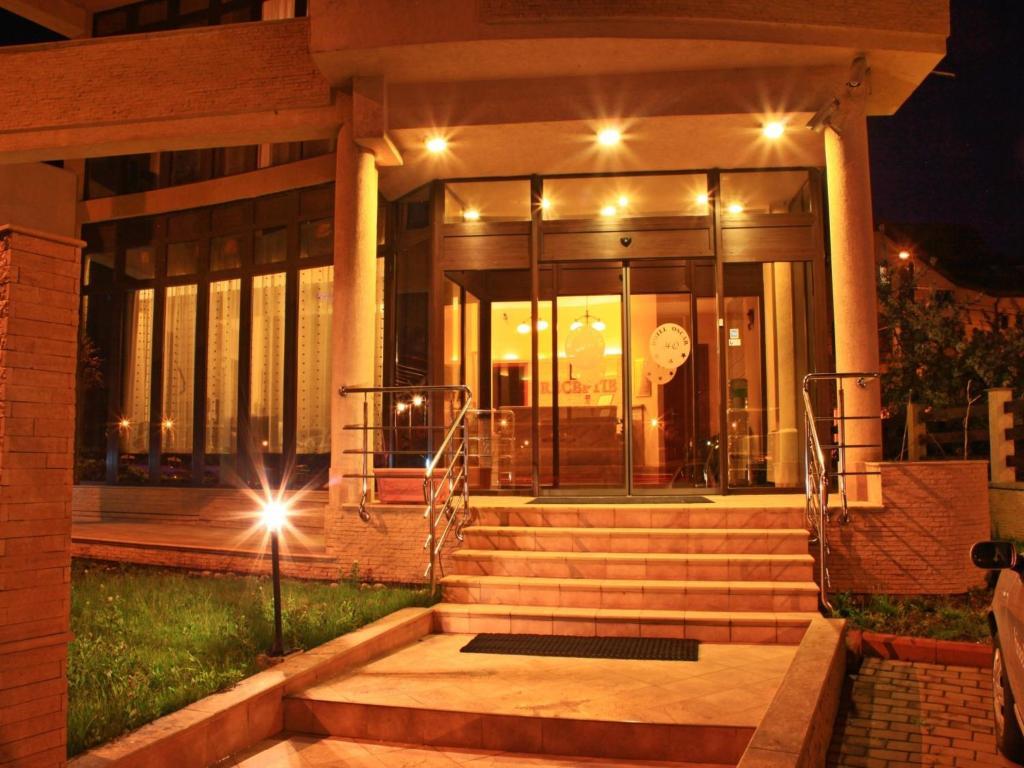 Hotel Oscar Cluj-Napoca Exterior foto