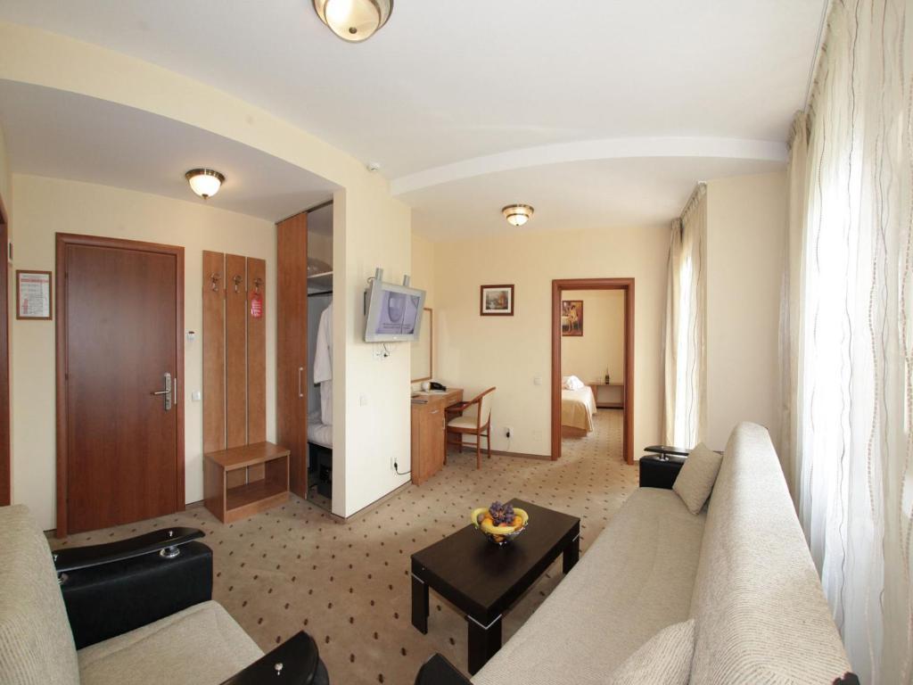 Hotel Oscar Cluj-Napoca Zimmer foto